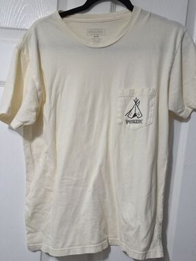 Pendleton Men’s Cream Short-Sleeve Pocket Tee with Pocket Graphic